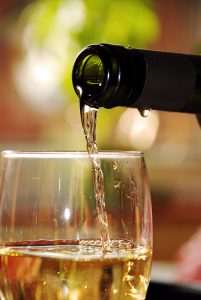 399651-pouring-white-wine