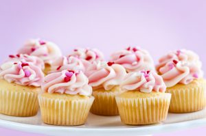 552754-cupcakes